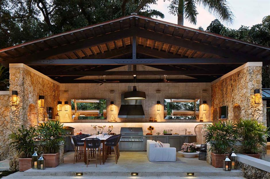 Unique luxury outdoor kitchen and seating area after using Xtreme Grill Clean services