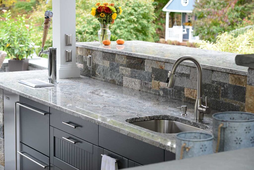 An outdoor kitchen in Sarasota Florida after deep degreasing and sanitization services from Xtreme Grill Clean